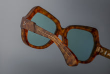 Load image into Gallery viewer, Jacques Marie Mage - PERRETI Camel