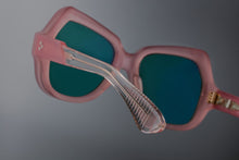 Load image into Gallery viewer, Jacques Marie Mage - PERRETI Daisy