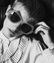 Load image into Gallery viewer, Jacques Marie Mage - PERRETI Daisy