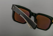 Load image into Gallery viewer, Jacques Marie Mage - PLAZA Beluga