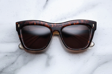 Load image into Gallery viewer, Jacques Marie Mage - GORDON Argyle