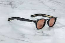 Load image into Gallery viewer, Jacques Marie Mage - ZEPHIRIN 47 Beluga