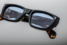 Load image into Gallery viewer, Jacques Marie Mage - CORNICHE Noir