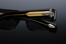 Load image into Gallery viewer, Jacques Marie Mage - DAKOTA - THE LAST FRONTIER VI - Bloodstone