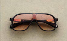 Load image into Gallery viewer, Jacques Marie Mage - KUROKAWA Beluga