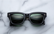 Load image into Gallery viewer, Jacques Marie Mage - DEALAN 53 Venom