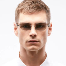 Load image into Gallery viewer, Kuboraum P51 GD WH