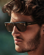 Load image into Gallery viewer, Akoni - LEO Black (BLK)