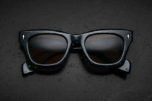 Load image into Gallery viewer, Jacques Marie Mage - DEALAN - YELLOWSTONE III Black Wolf