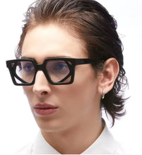 Load image into Gallery viewer, Kuboraum T6 BS