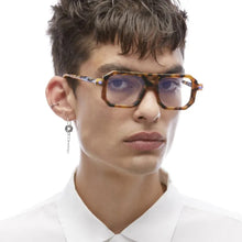 Load image into Gallery viewer, Kuboraum P8 HX