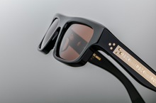 Load image into Gallery viewer, Jacques Marie Mage - CLEAVON 57 Eclipse 2
