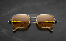 Load image into Gallery viewer, Jacques Marie Mage - DEAVER Electrum
