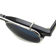 Load image into Gallery viewer, Julius Tart - Clip-On AR 44 Silver | Blue
